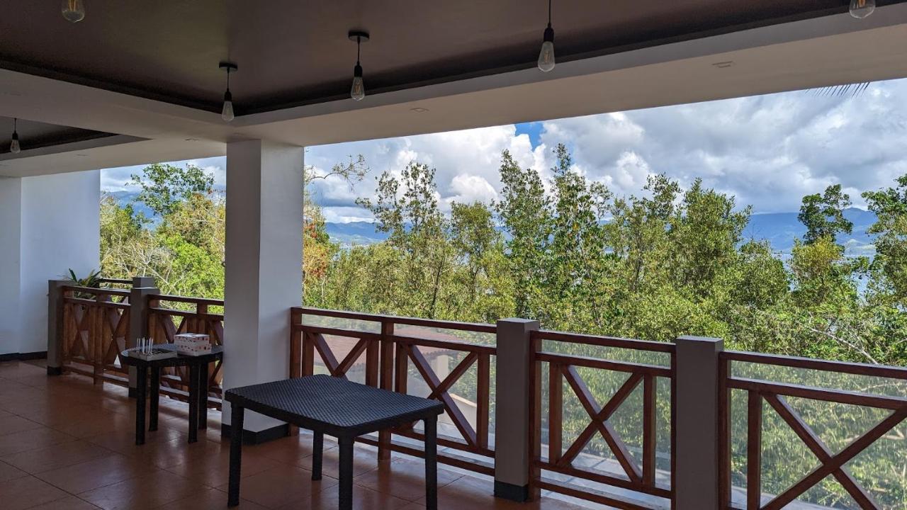 Bakawan Hideaway Resort And Restaurant Tomas Oppus Kültér fotó